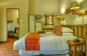 Bonamanzi Safari Lodge,Hluhluwe Village,Hluhluwe iMfolozi Game Reserve,KwaZulu-Natal,Hluhluwe iMfolozi Reservations