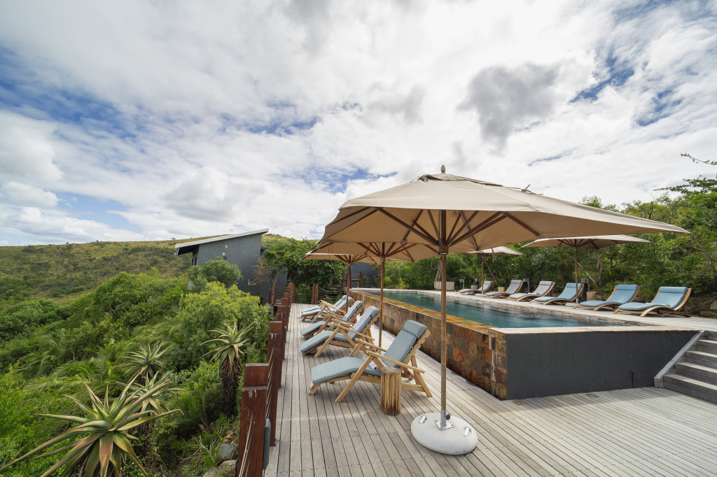 Rhino Ridge Safari Lodge