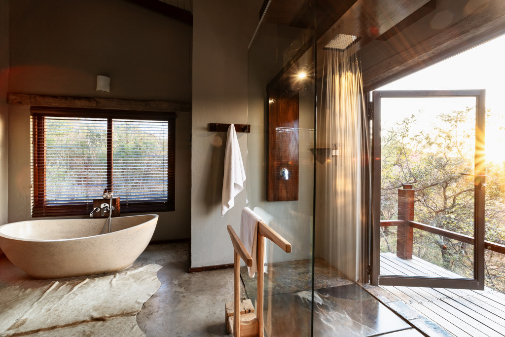 Rhino Ridge Safari Lodge