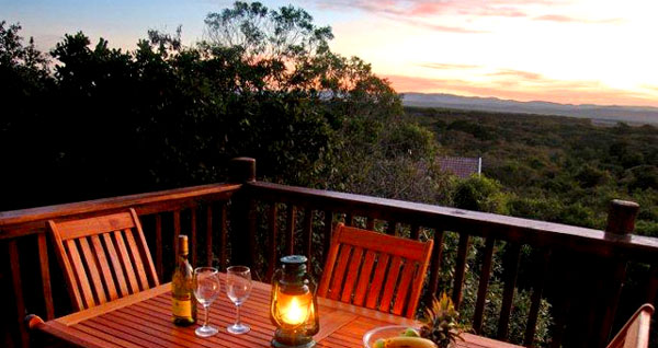 Sundowners,Deck,Accommodation Bookings,Umkhumbi Lodge,Hluhluwe-iMfolozi,Mkhuze Game Reserves,Hluhluwe iMfolozi Reservations