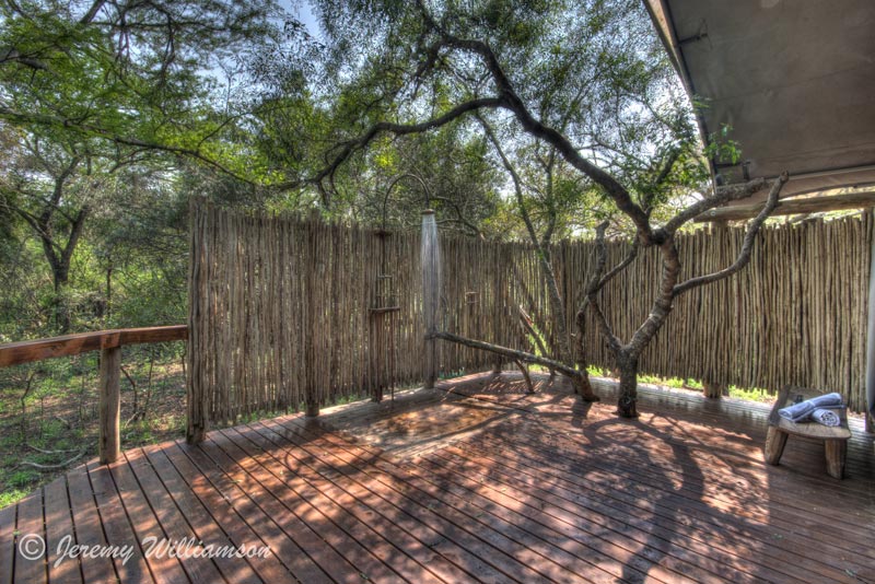 Private outdoor shower - Rhino Sands Safari Camp, Manyoni Private Game Reserve - Hluhluwe iMfolozi Reservations